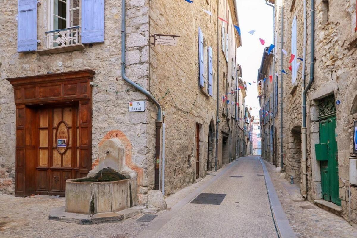 Sauveurs De Reves 2 Independantes Et Un F2 Prive Dans Un Particulier Homestay
